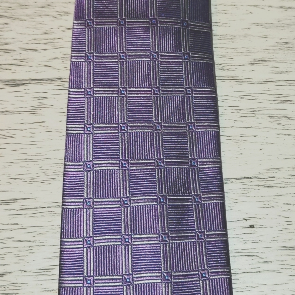 Jos.A.Bank Silk Tie 🌟Dont forget to bundle another Tie🌟